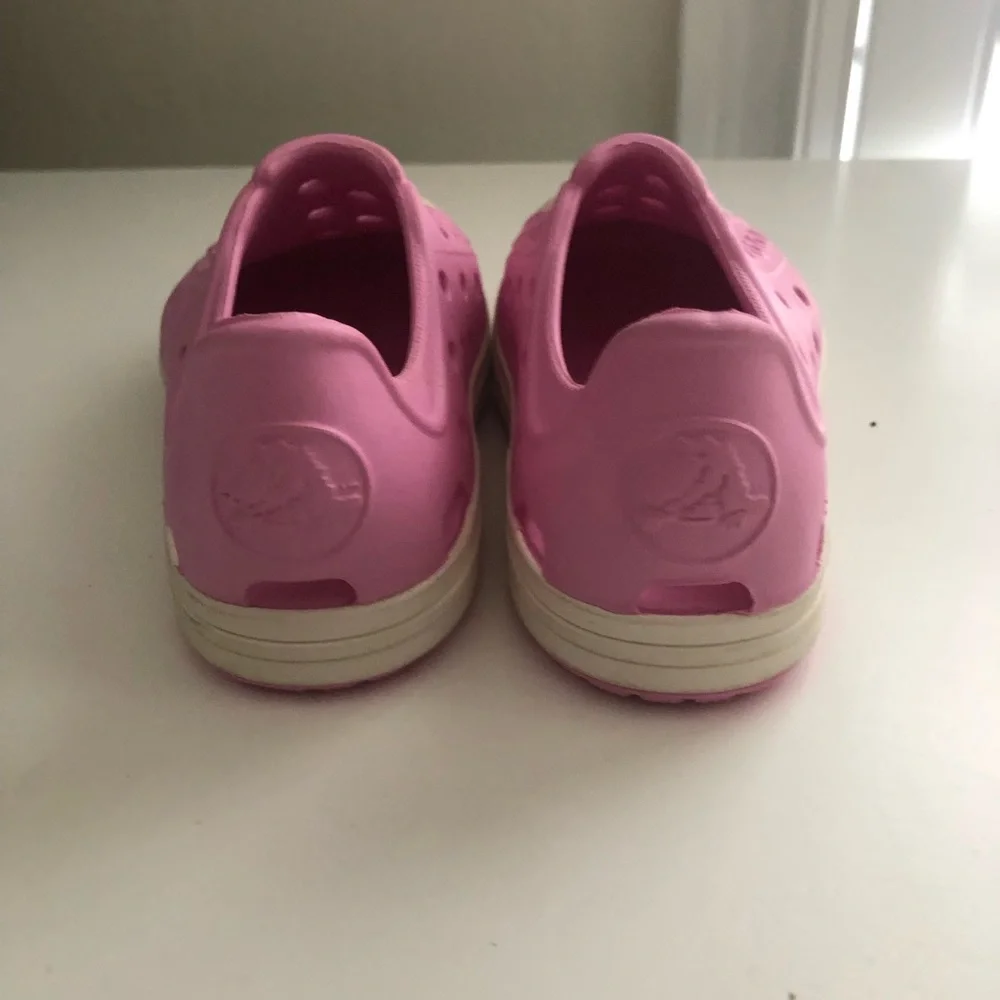 CROCS lightweight slip